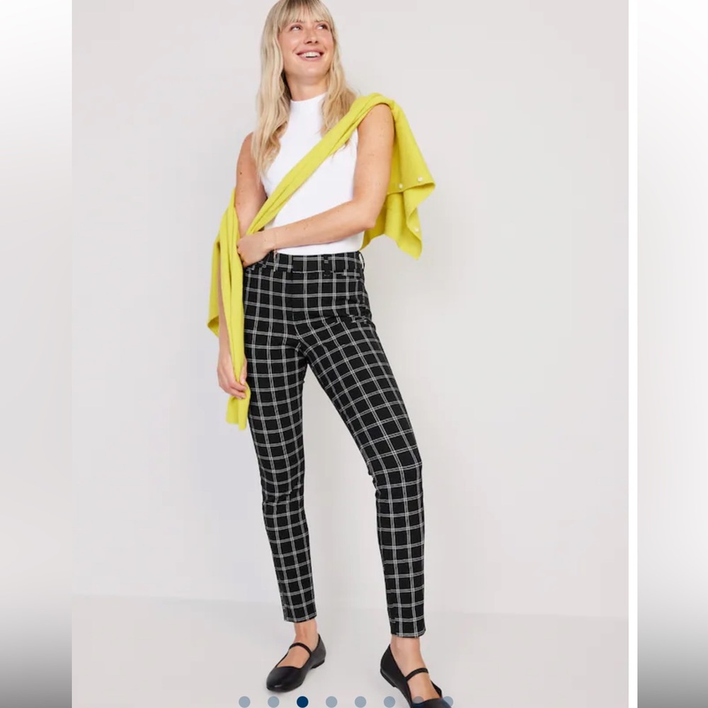 Old Navy Pixie Pant